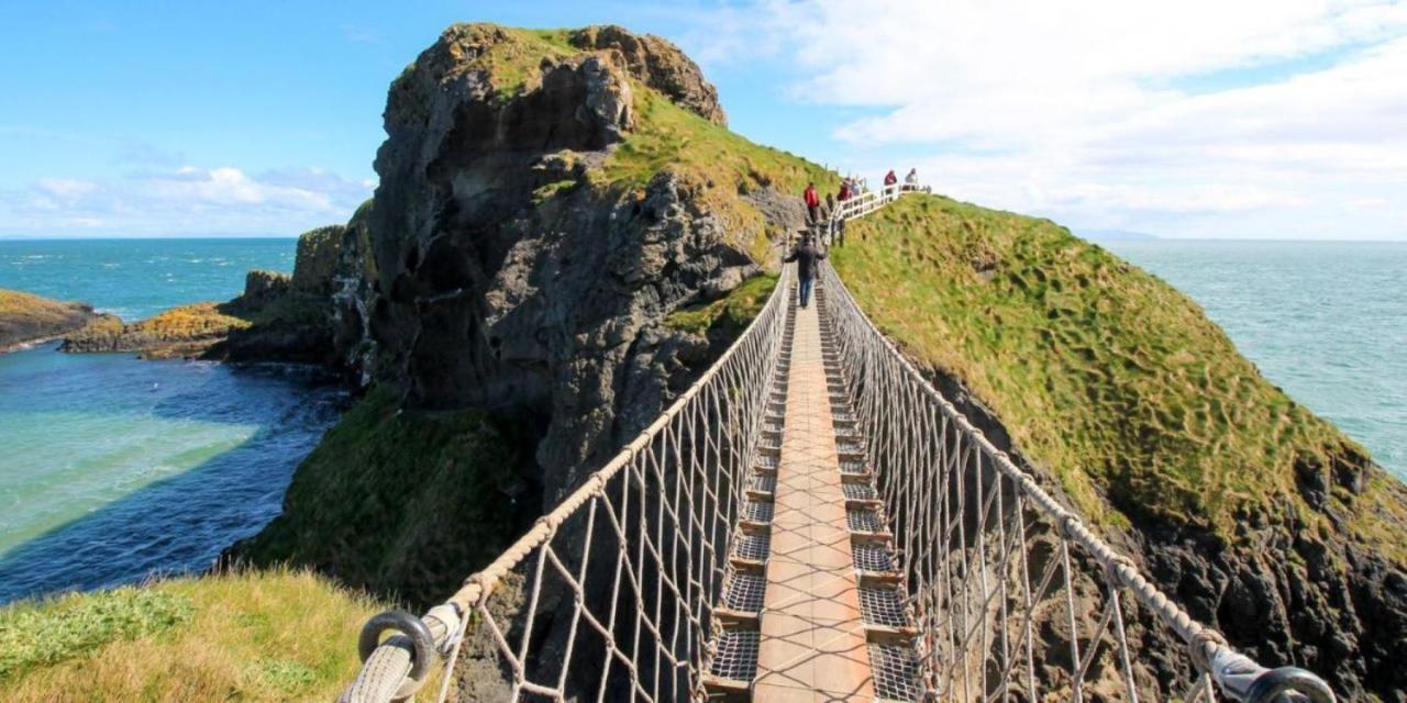 Bonnyview Glamping Hotel Ballycastle Eksteriør billede